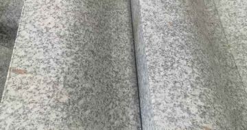 吉林省芙蓉白S型拉丝面路沿石
