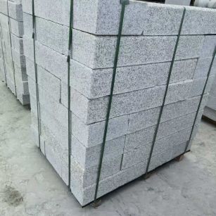 吉林省 芙蓉白火烧两面路沿石